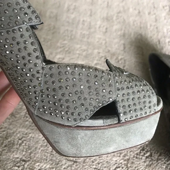 👽JEFFREY CAMPBELL Turner Studded Heels👽 - Picture 6 of 8